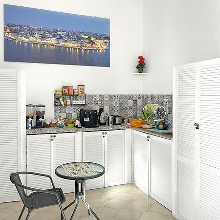 Bed And Breakfast Station บรินดิซิ ภายนอก รูปภาพ